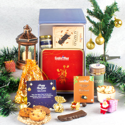 Christmas Gift Hamper with Cookies & Chocolates